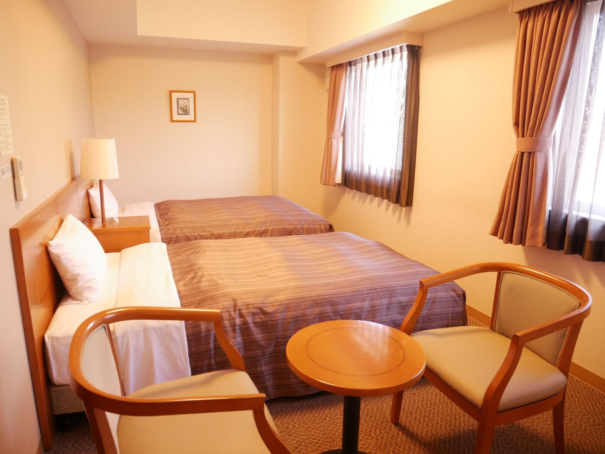 Hotel Route-Inn Fukaya Ekimae Bagian luar foto