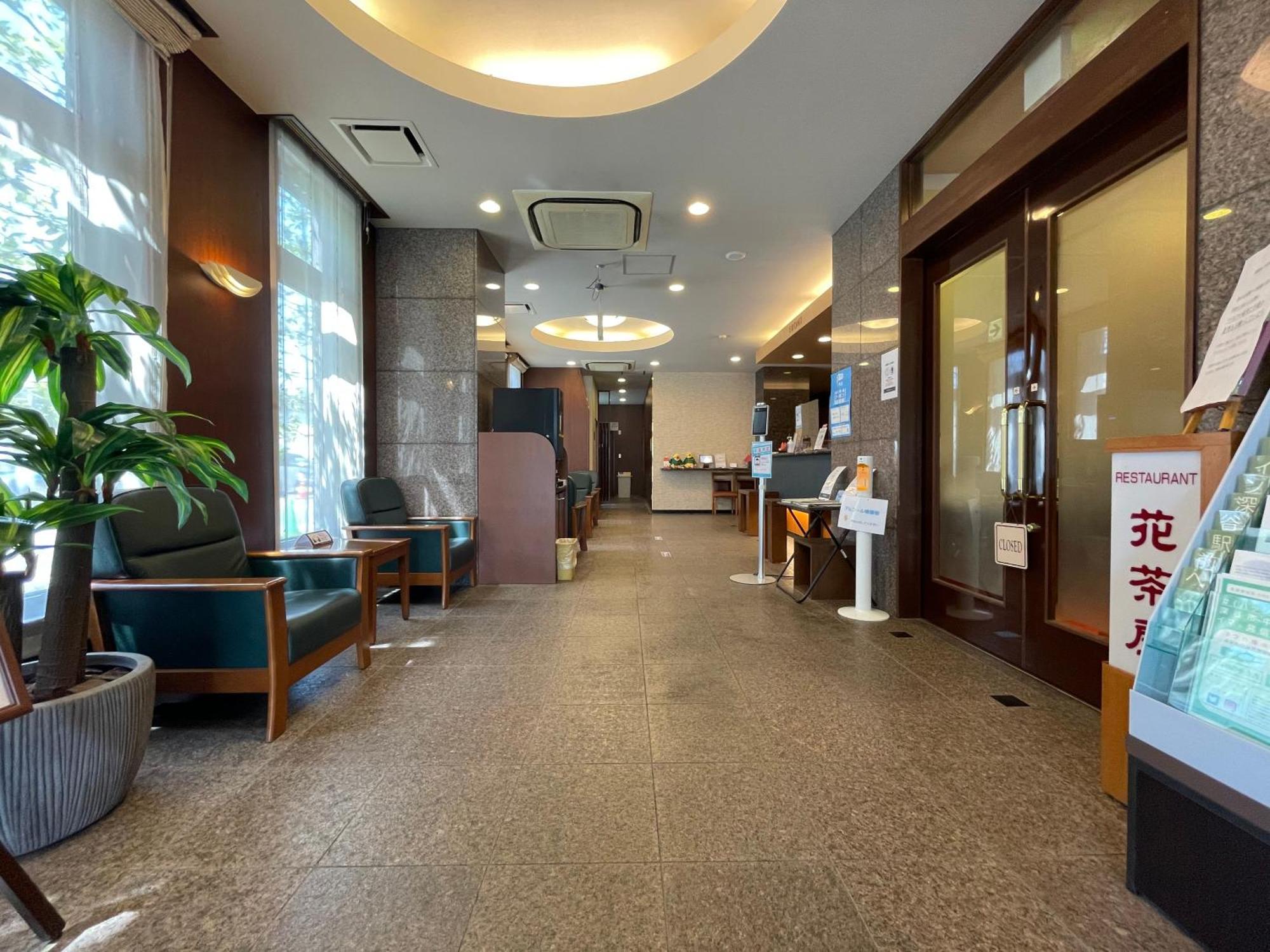 Hotel Route-Inn Fukaya Ekimae Bagian luar foto